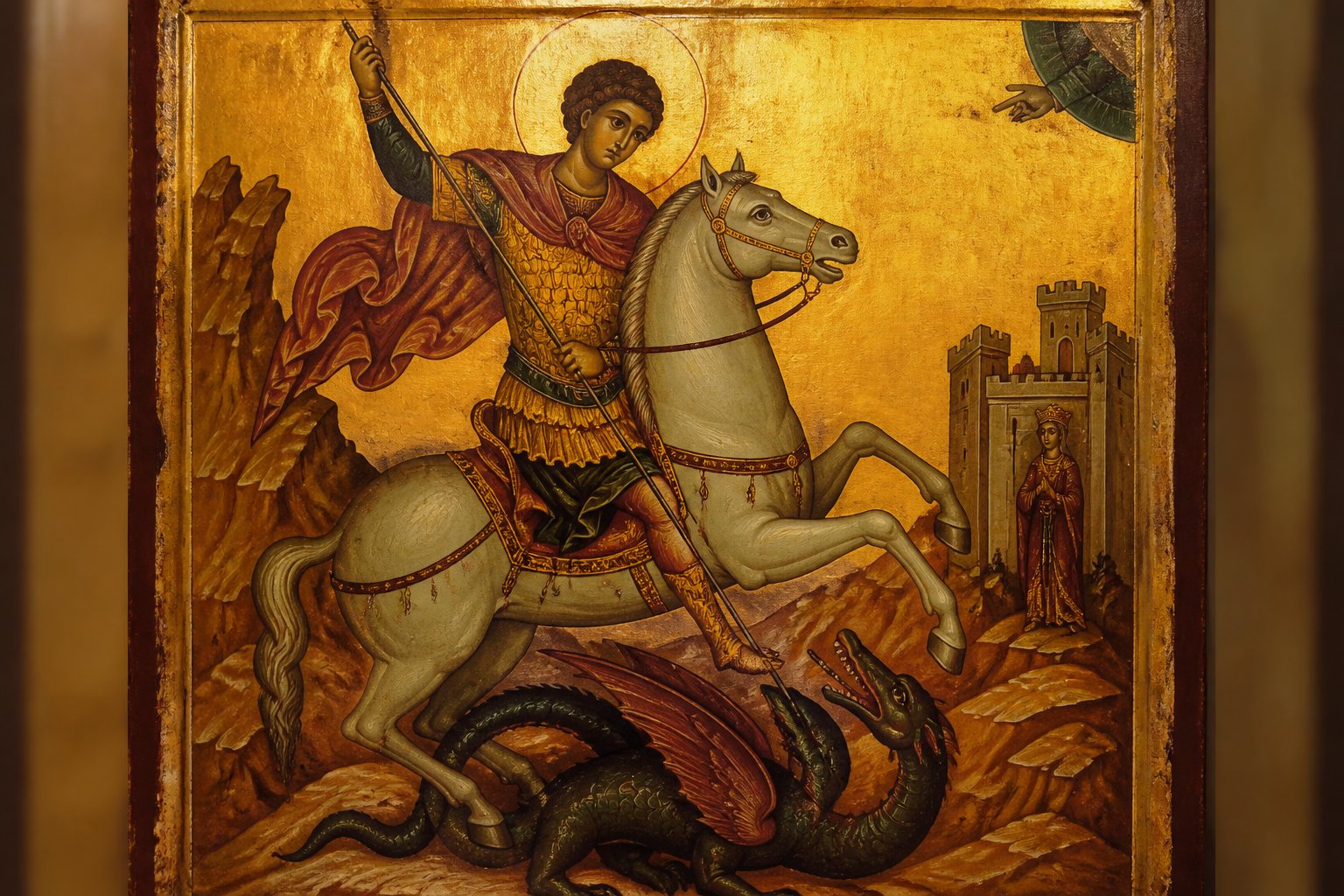 Icoană ortodoxă bizantină cu Sfântul Gheorghe omorând balaurul, pe fond auriu.